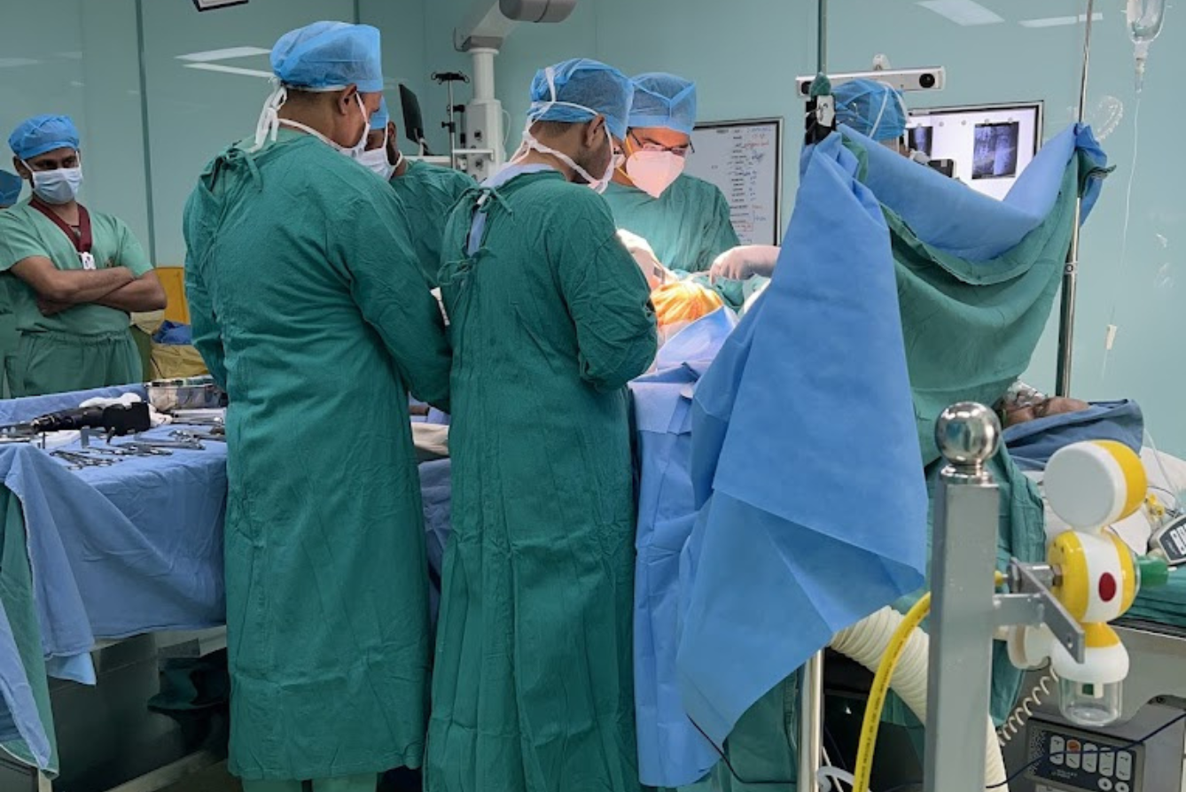 Best Orthopedic Doctor in Delhi