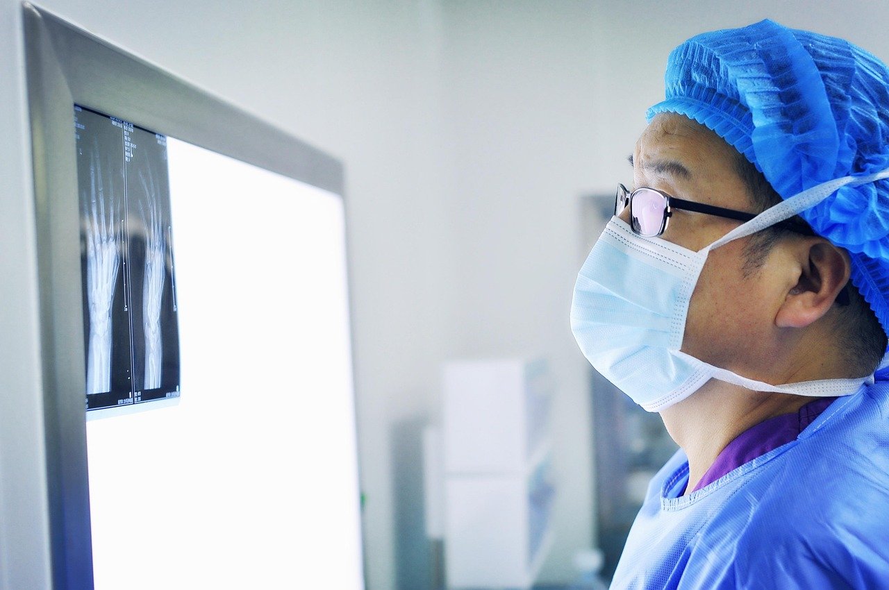 Fracture surgery service